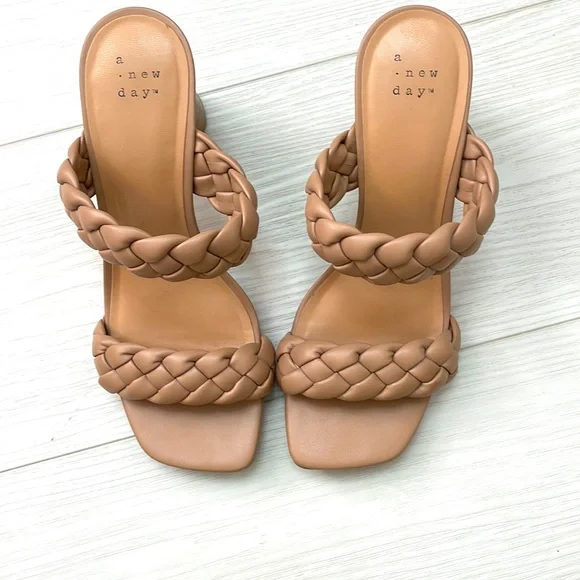 a-new-day Women’s Basil Mule Heels 🌷 - Picture 2 of 4